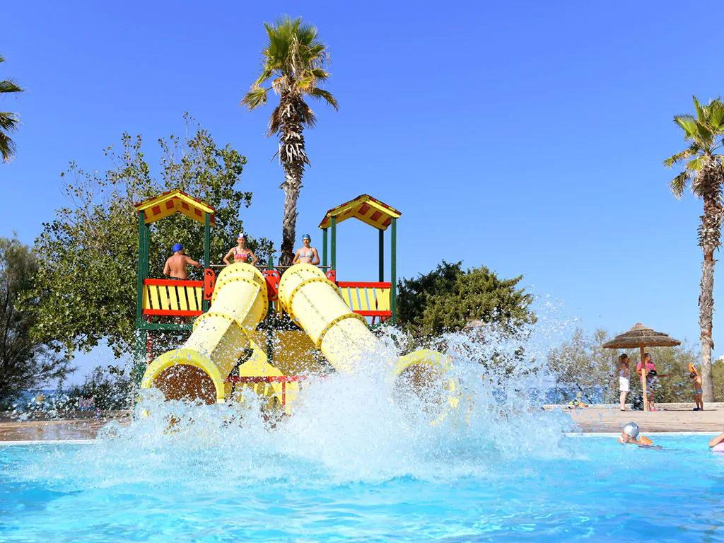 camping-internazionale-manacore-pool-slides