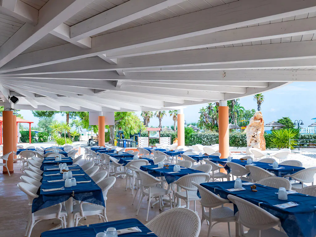 camping-internazionale-manacore-restaurant-terace