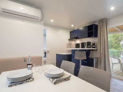 camping-isuledda-mobile-homes-baia-elite-dinning-room-ii