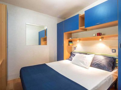 camping-laguna-blu-mobile-homes-baia-lux-bedroom-i
