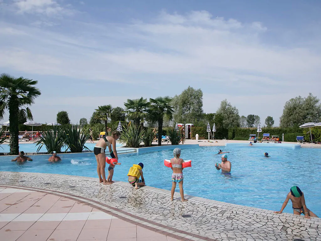 camping-laguna-village-pool-7