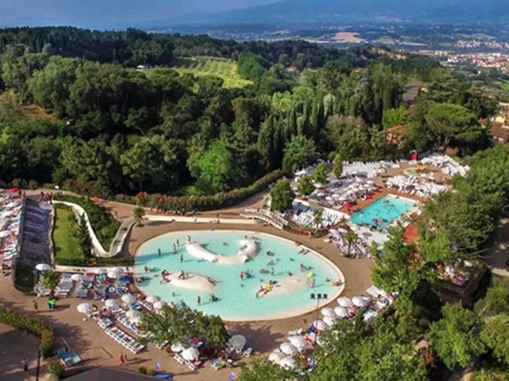 camping-norcenni-pool-9-2