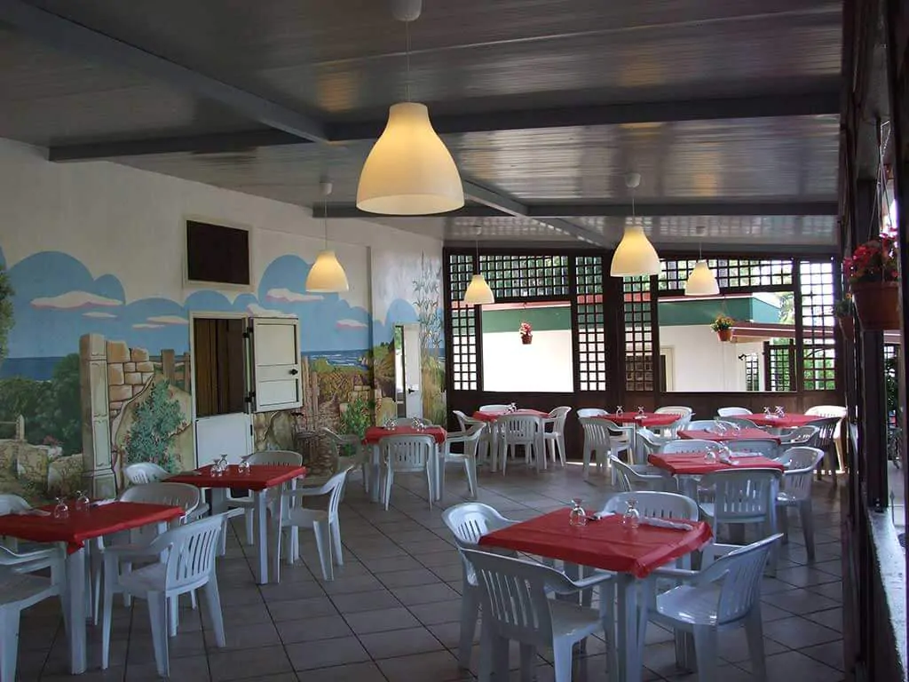 camping-san-menaio-restaurant