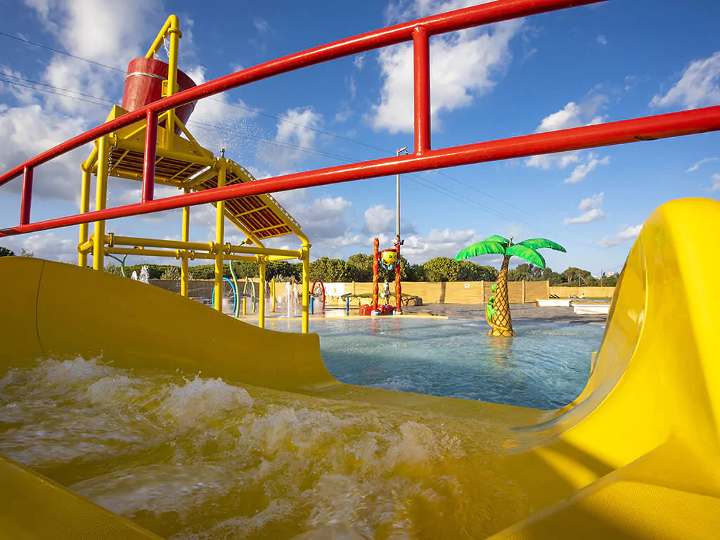 camping-village-baia-blu-la-tortuga-aqua-park-6