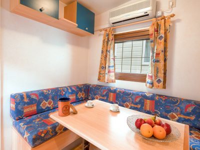 camping-village-baia-blu-la-tortuga-mobile-home-baia-comfort-interior