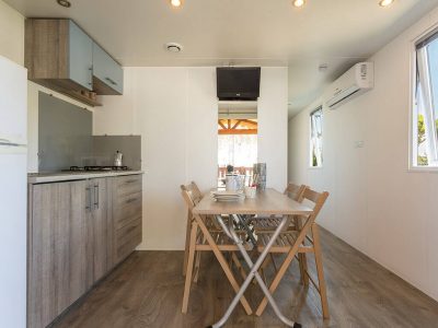 camping-village-cavallino-mobile-home-baia-classic-new-interior