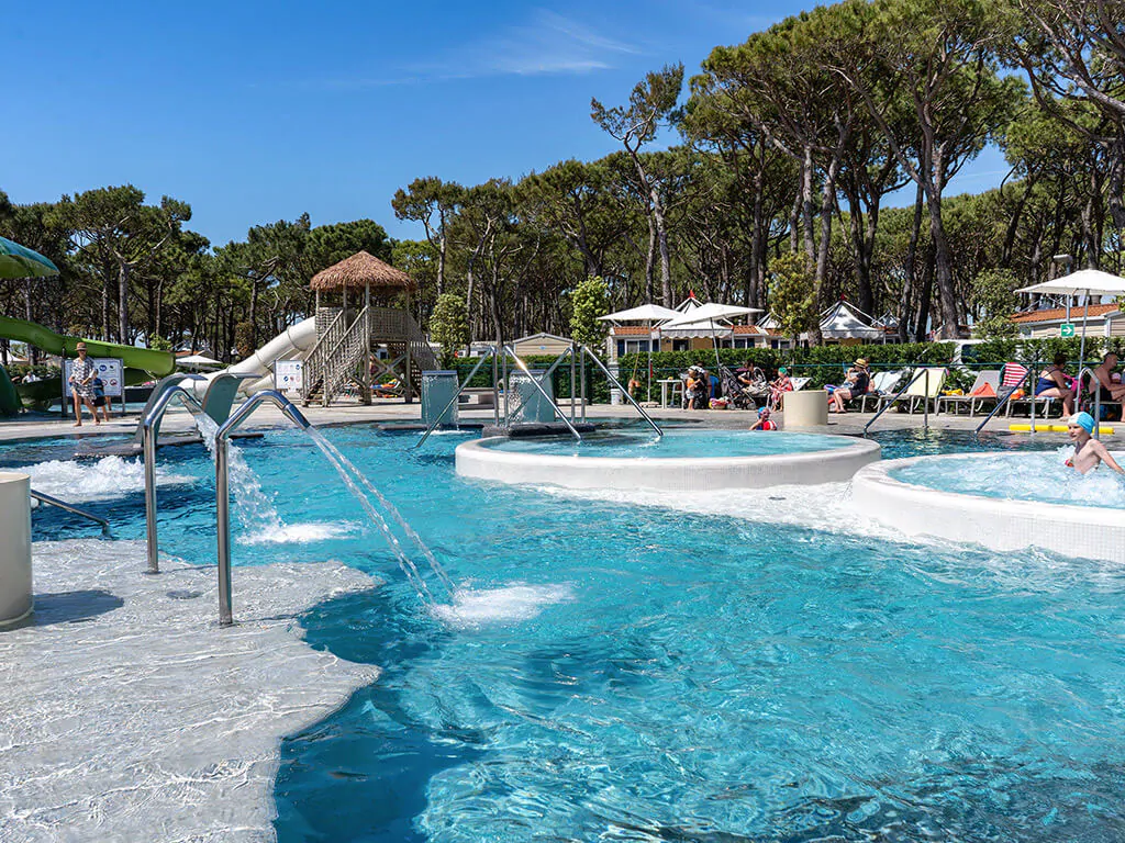 camping-village-cavallino-pool-6
