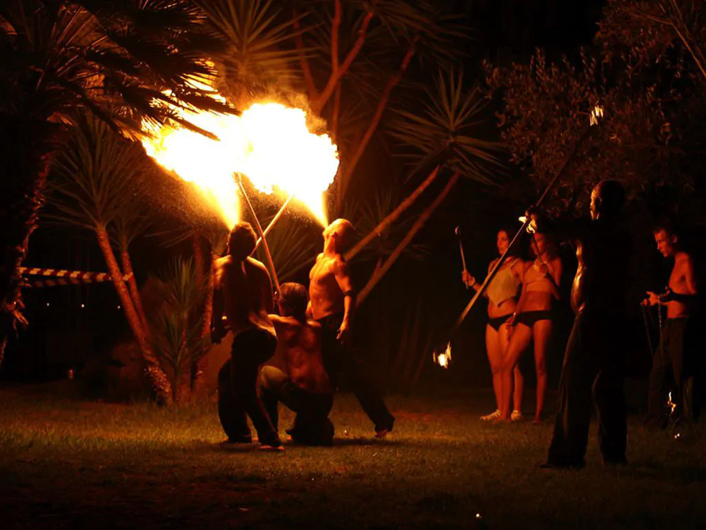 camping-village-l-ultima-spiaggia-spitting-fire