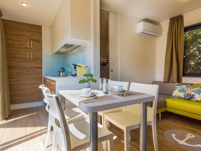 camping-village-piccola-gardiola-mobile-home-baia-new-project-interior