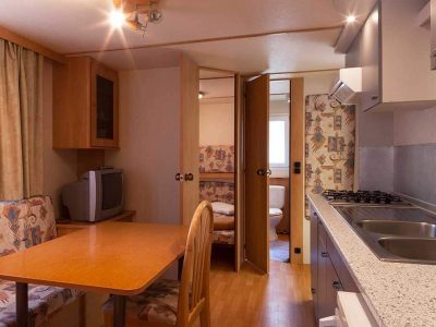 campsite-isuledda-blu-romantic-interior