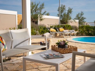 campsite-terra-park-phalaris-mobile-home-pinus-holiday-home-pool-exterior-terrace