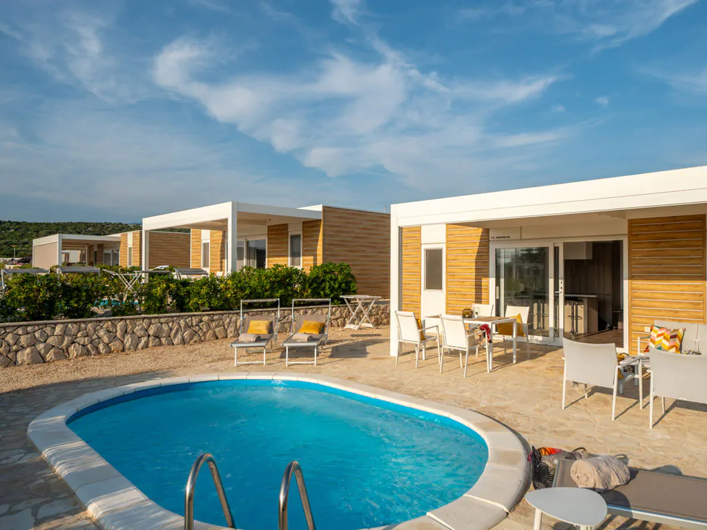 campsite-terra-park-phalaris-mobile-home-tamaris-holiday-home-pool-exterior-terrace-view