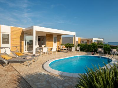 campsite-terra-park-phalaris-mobile-home-tamaris-holiday-home-pool-exterior-view-2