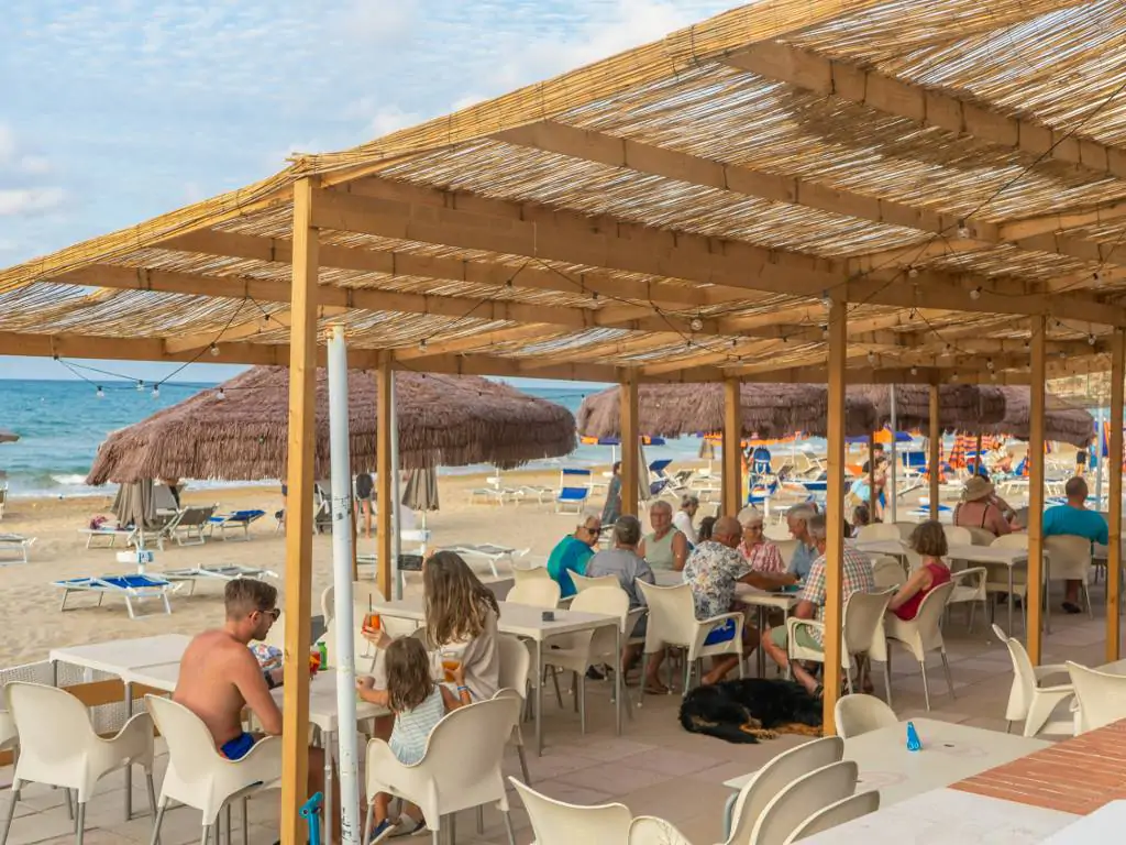 centro-turistico-san-nicola-beach-bar-2