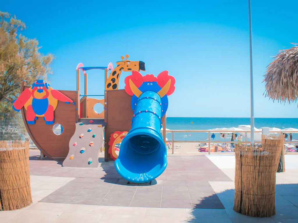 centro-vacanze-villaggio-san-francesco-playground