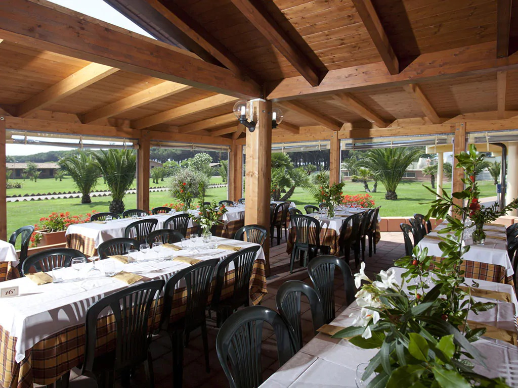 gitavillage-california-restaurant-terace