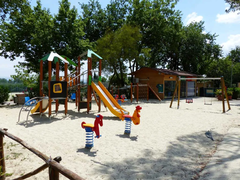 i-pini-family-park-play-ground