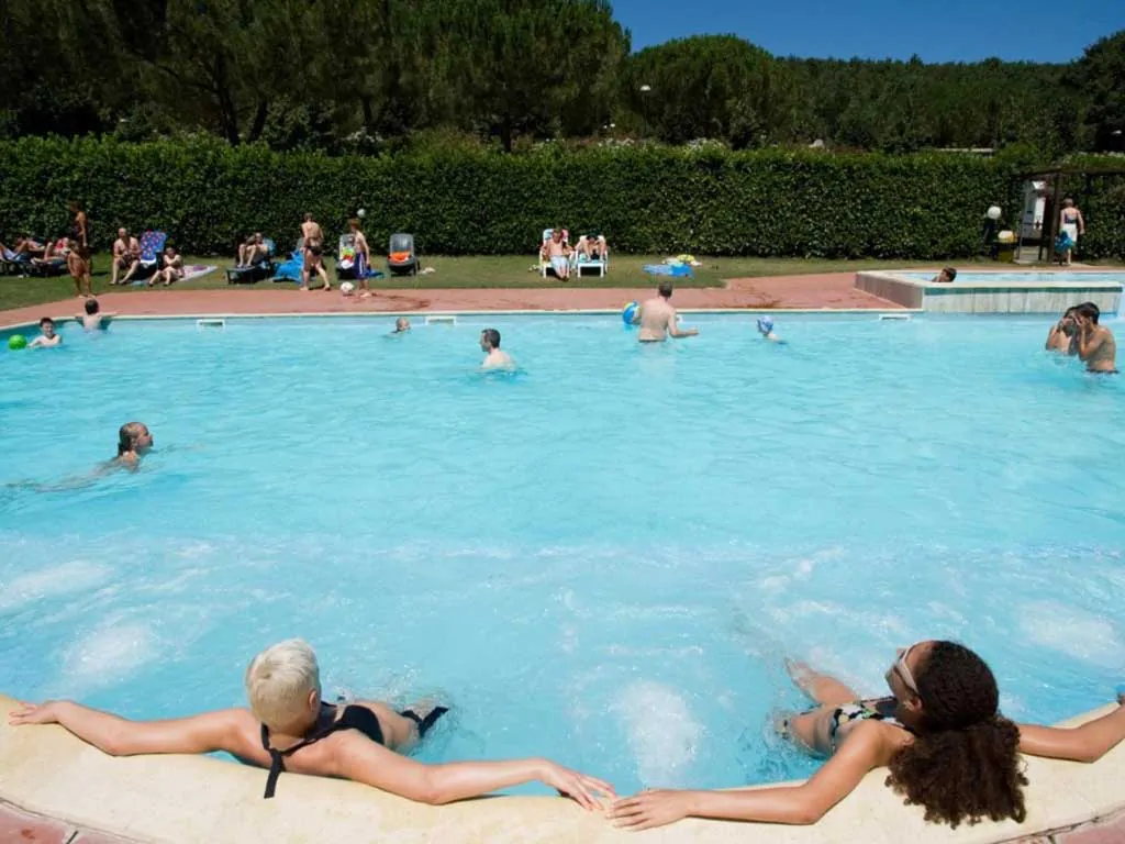 i-pini-family-pool-ii