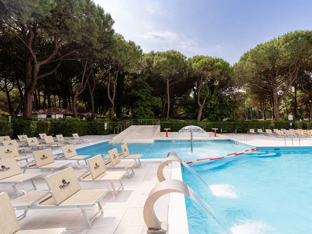jesolo-family-resort-pool-water-mushroom