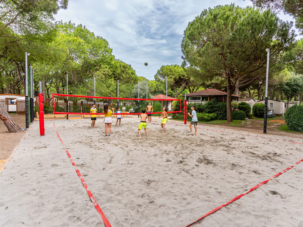 jesolo-mare-familiy-village-volleyball-court-ii