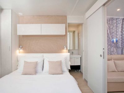 marina-premium-camping-resort-premium-seaside-seaside-bedroom-3