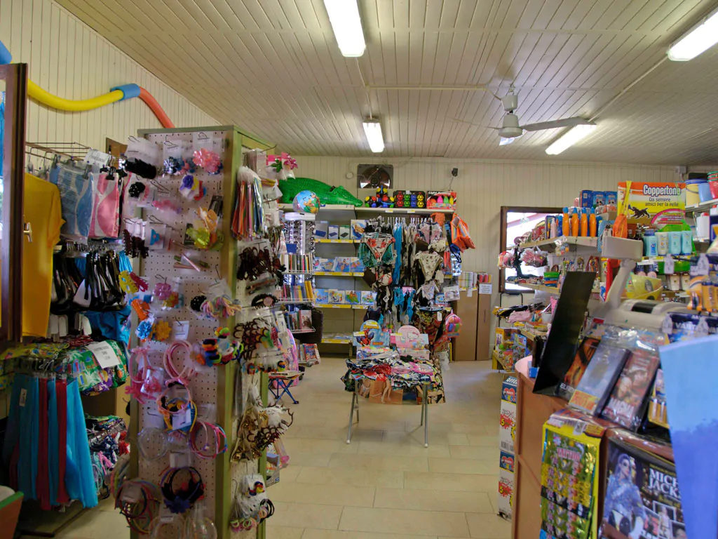 orbitello-family-camping-village-store