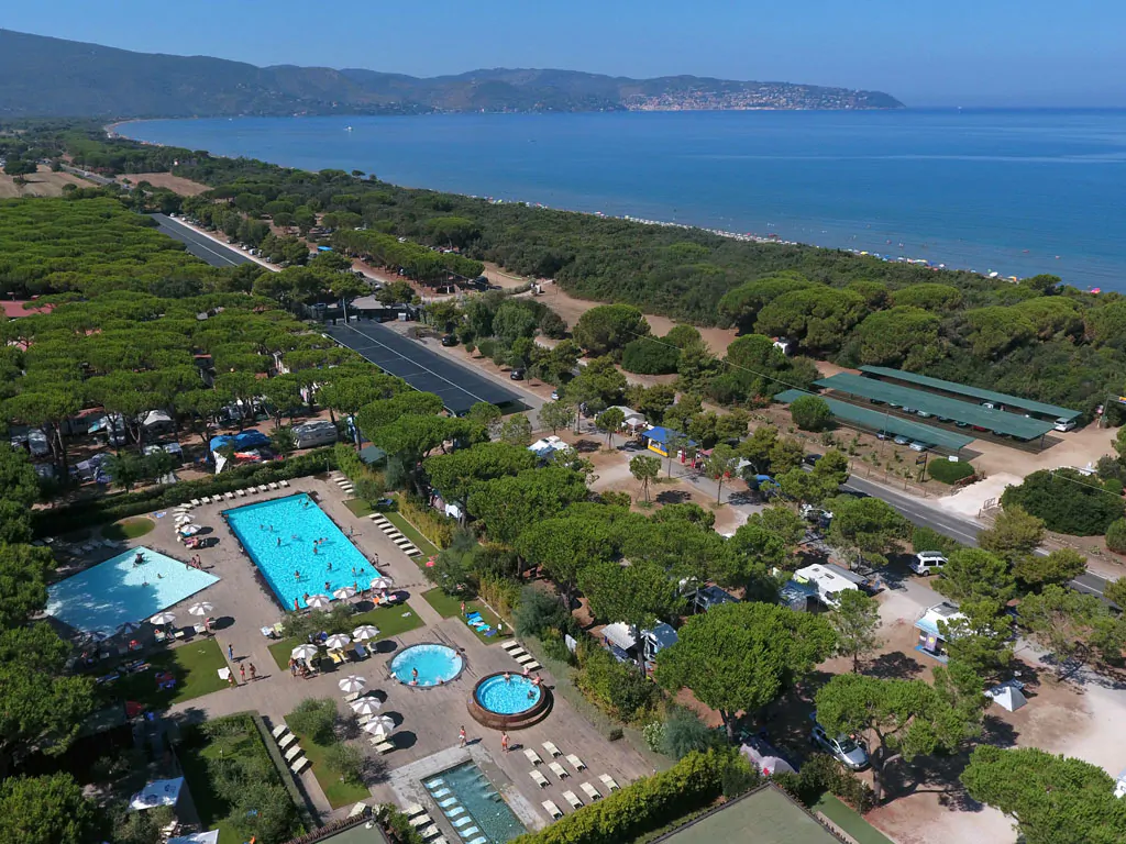 orbitello-family-camping-village-swimming-pools-air-view-i