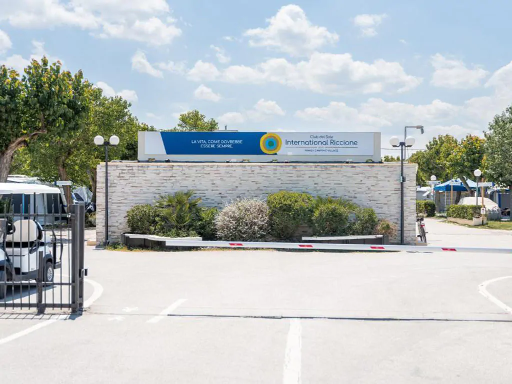 riccione-easy-camping-village-camping-entrance-reception