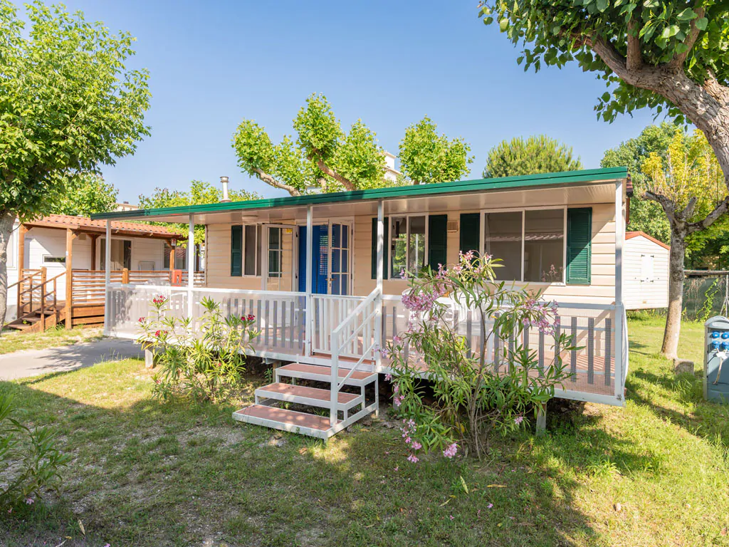 riccione-easy-camping-village-mobile-home-exterior-view