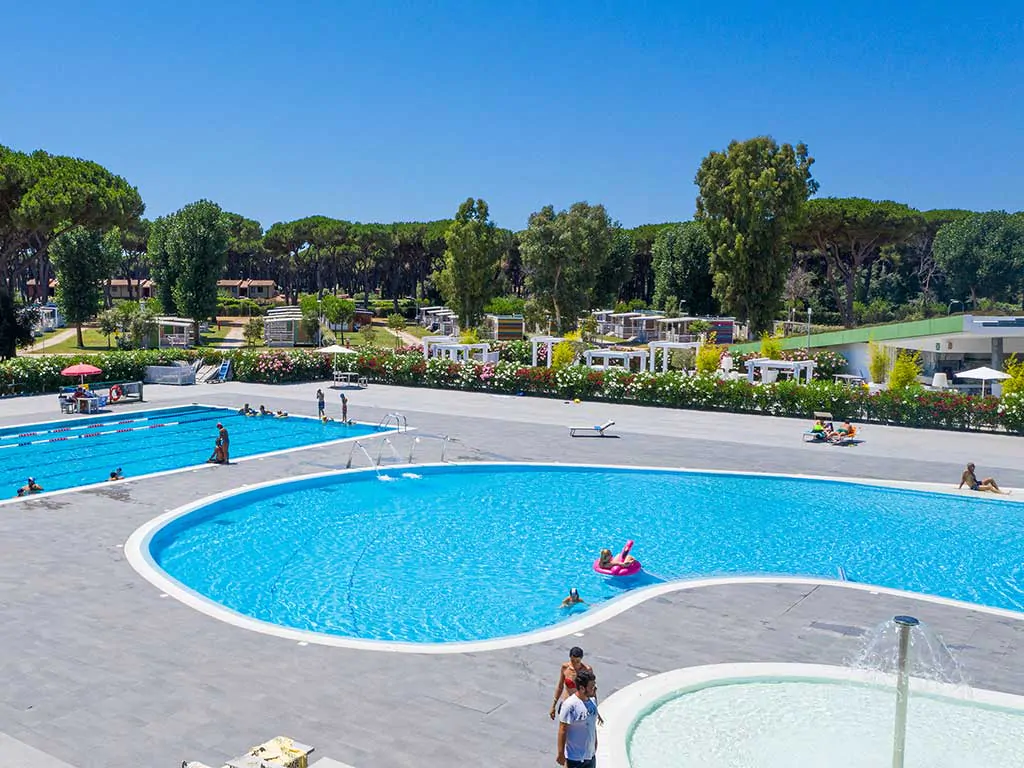 roma-capitol-pool-i