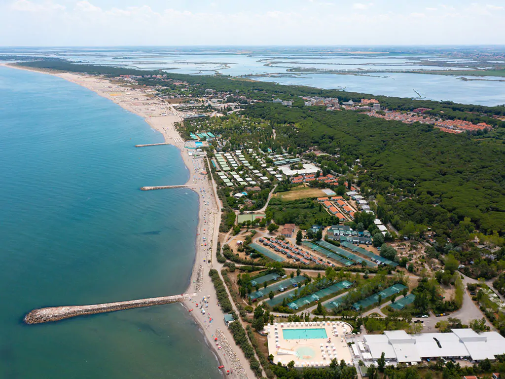 rosapineta-camping-village-campsite-air-view