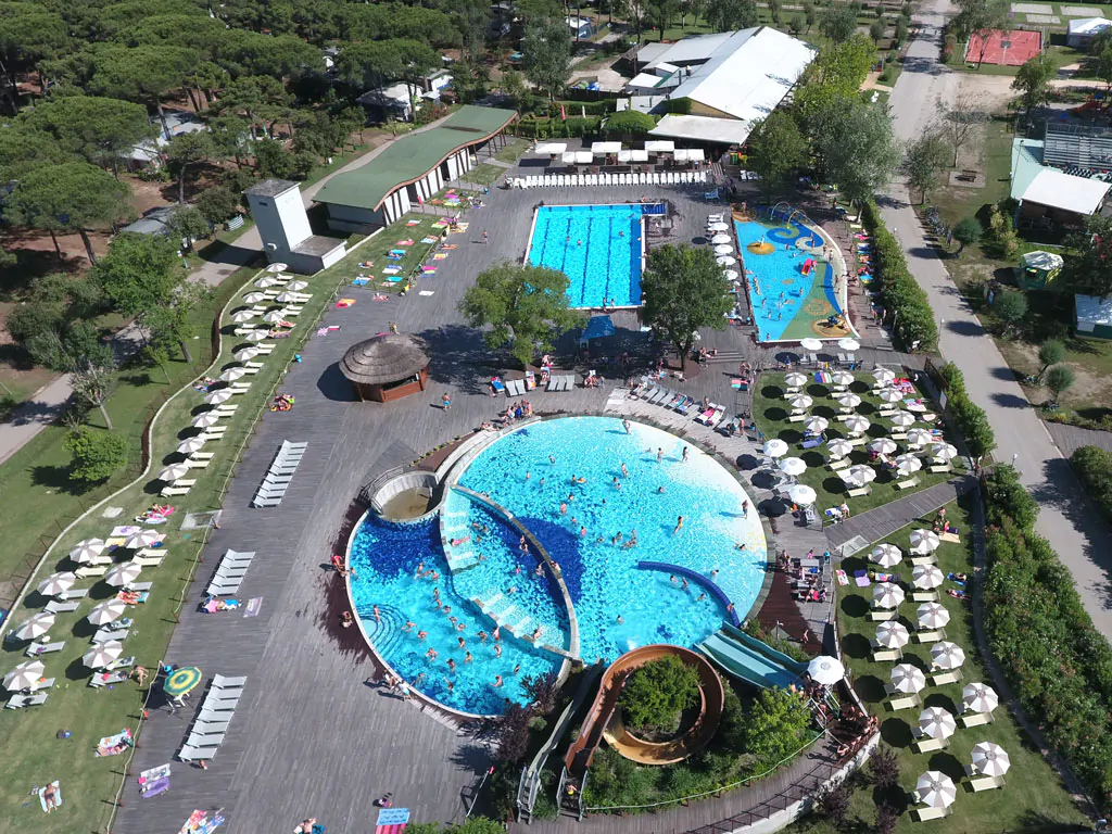 spina-family-camping-village-birds-eye-pool