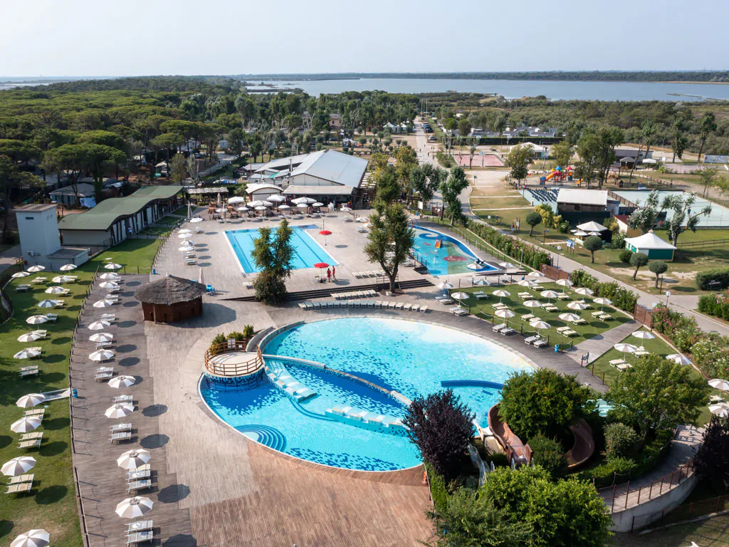 spina-family-camping-village-pool-iii