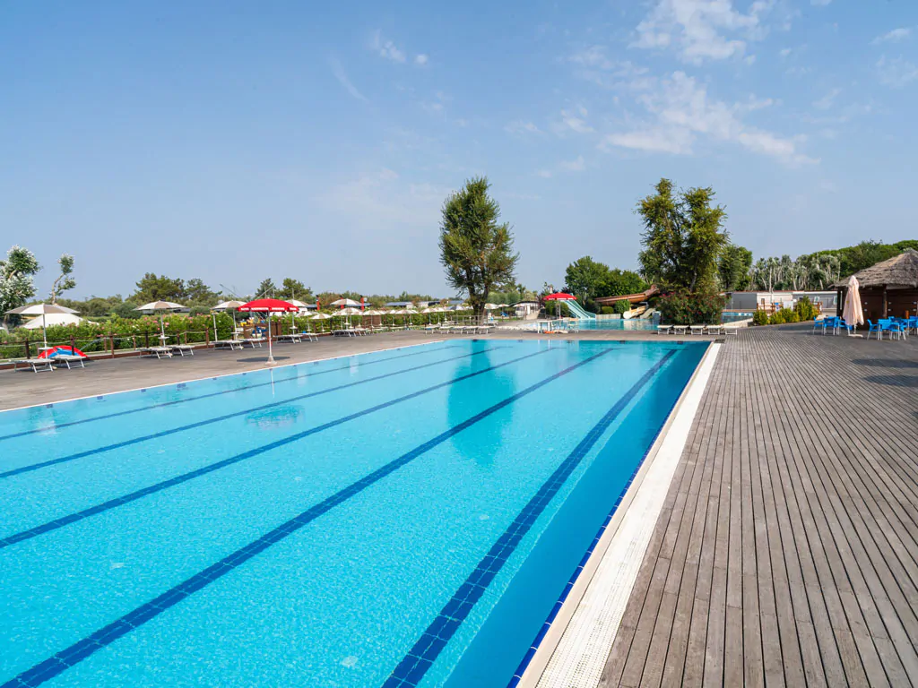 spina-family-camping-village-swimming-pool