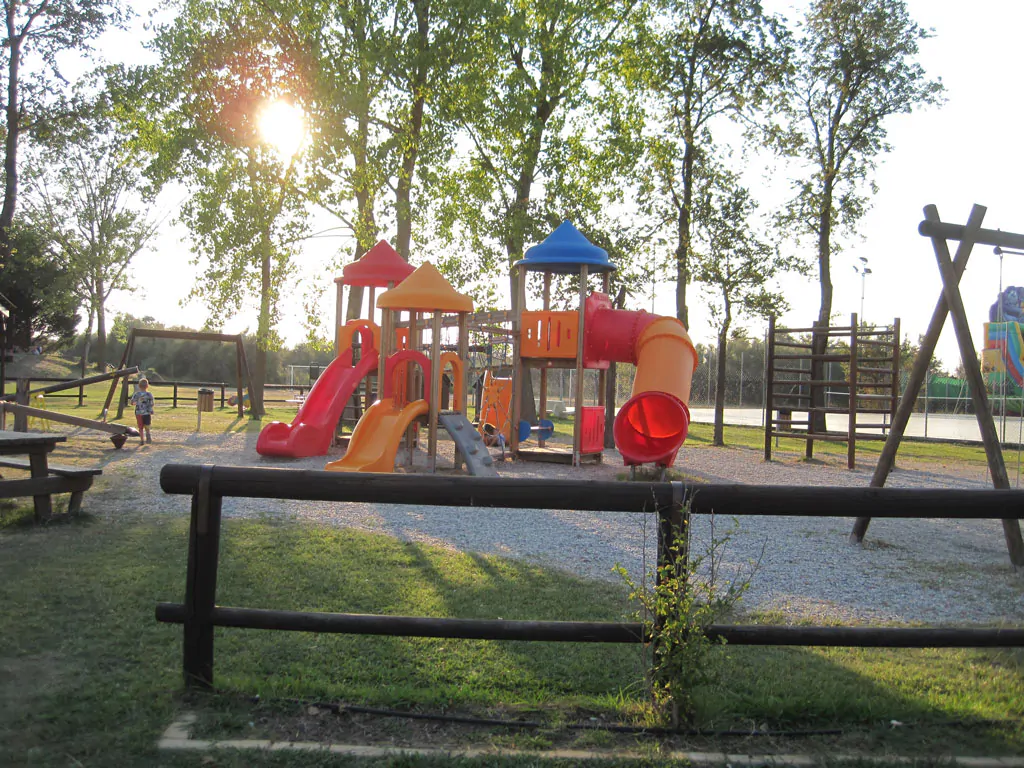 spina-family-camping-village-kids-park