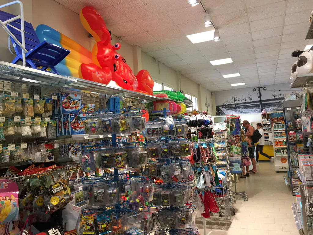 spina-family-camping-village-supermarket-i