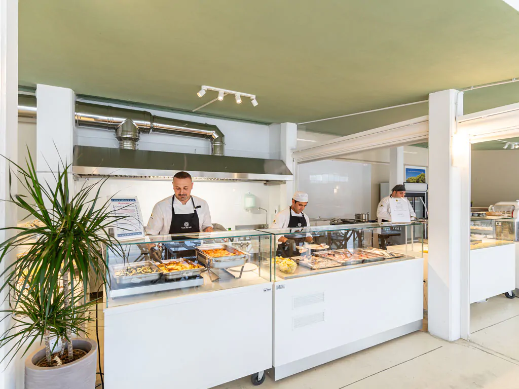 stork-family-camping-village-buffet