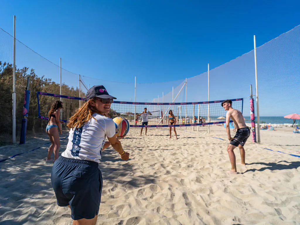 stork-family-camping-village-volleyball