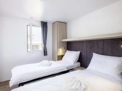 terra-park-phalaris-island-pag-mobile-homes-tamaris-childrens-bedroom-1
