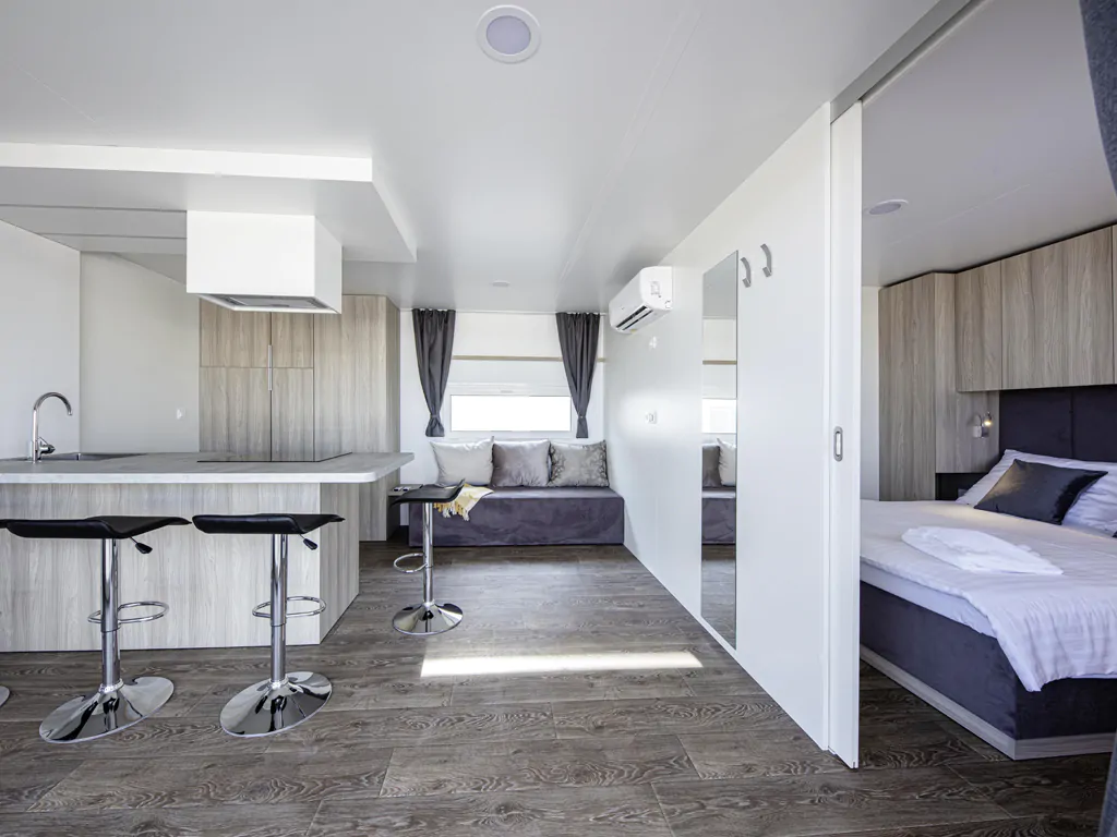 terra-park-phalaris-island-pag-mobile-homes-tamaris-interior-2