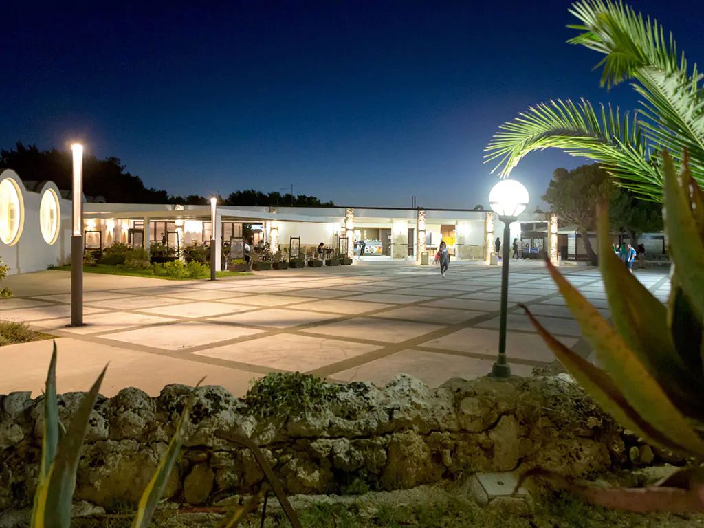 torre-rinalda-beach-camping-resort-common-area