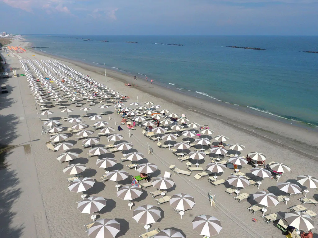 vigna-sul-mare-famiily-camping-village-beach-view