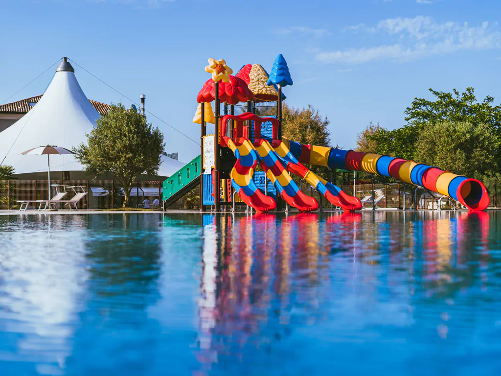 vigna-sul-mare-famiily-camping-village-pool-slide