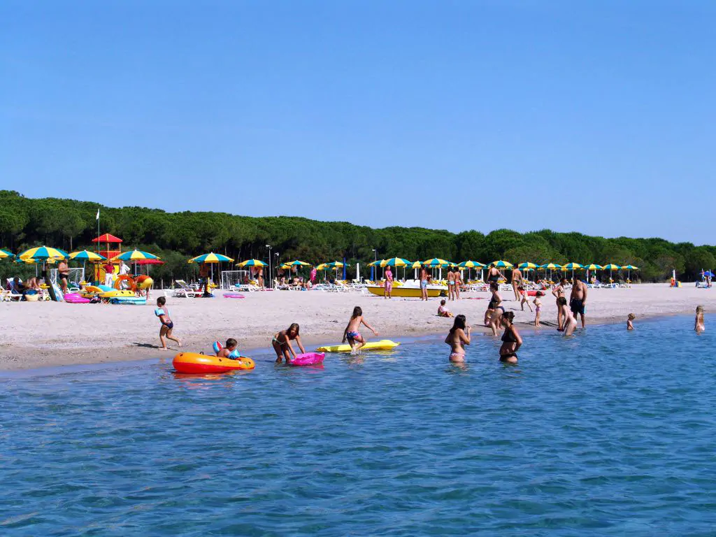 villaggio-camping-thurium-beach