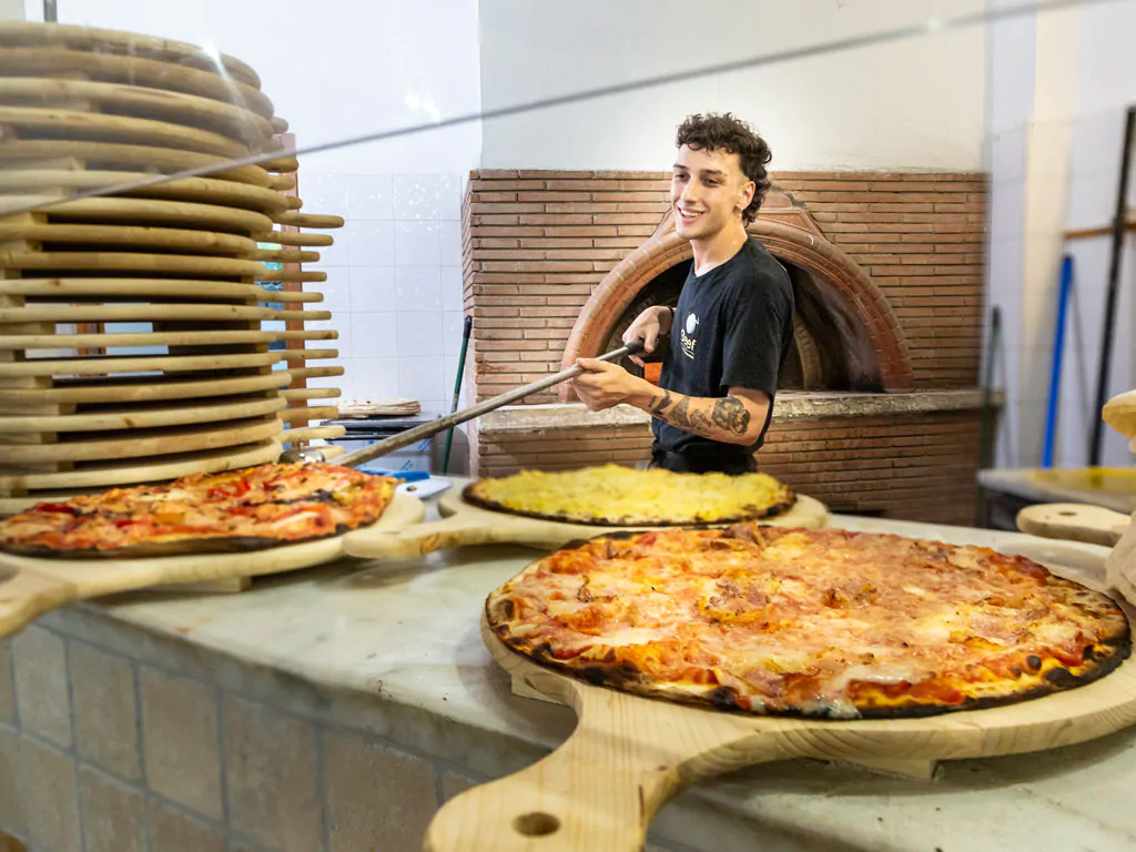 hu-i-pini-village-pizza