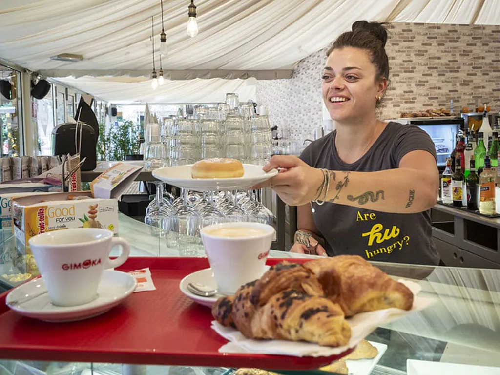 hu-park-albatros-village-coffee
