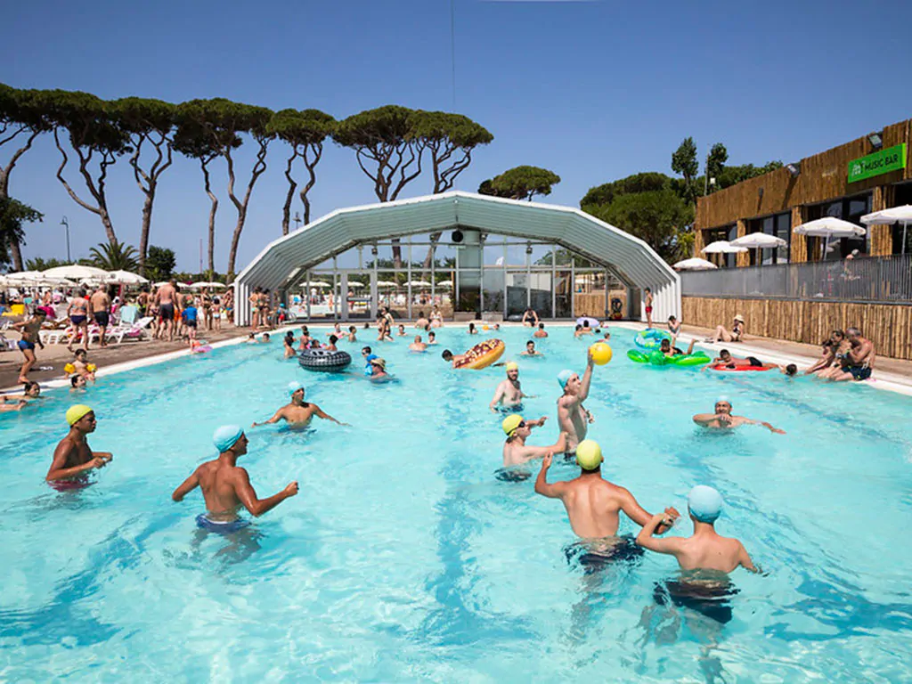 hu-park-albatros-village-pool-waterpolo