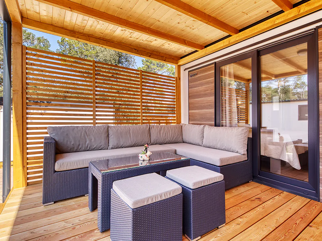 camping-park-soline-family-de-lux-exterior-terrace-design-2