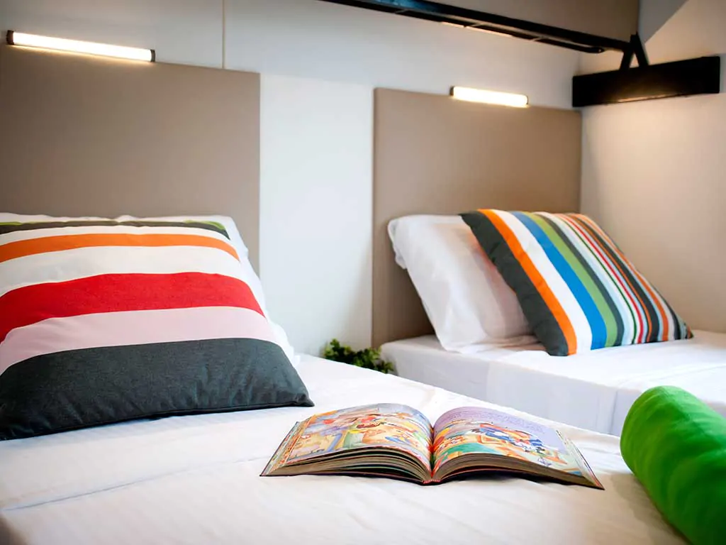 campsite-bi-village-superior-mobile-home-bedroom-ii