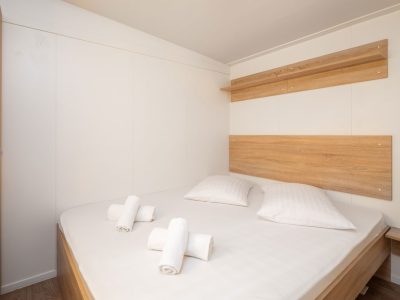 campsite-galeb-mobile-home-relax-nord-interior-bedroom-i